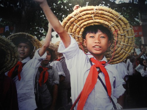 ‘Children at War’ photography exhibition opens in Hanoi - ảnh 7
